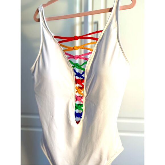 NWT Bleu Rod Beattie "Let's Get Knotty" Laced One-piece Swimsuit.  Size: 12 - Picture 6 of 6